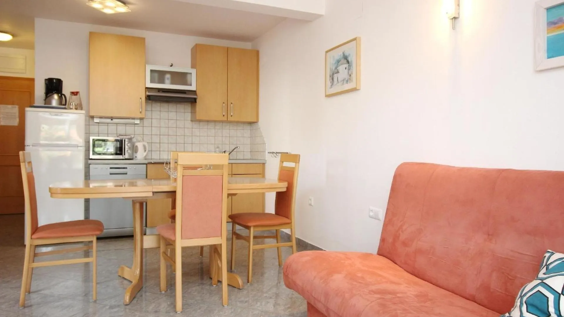 Appartement In Baska Mit Eigener Terrasse - B59543